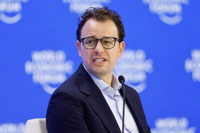 Tech World Splits Over Anthropic AI Export Controls