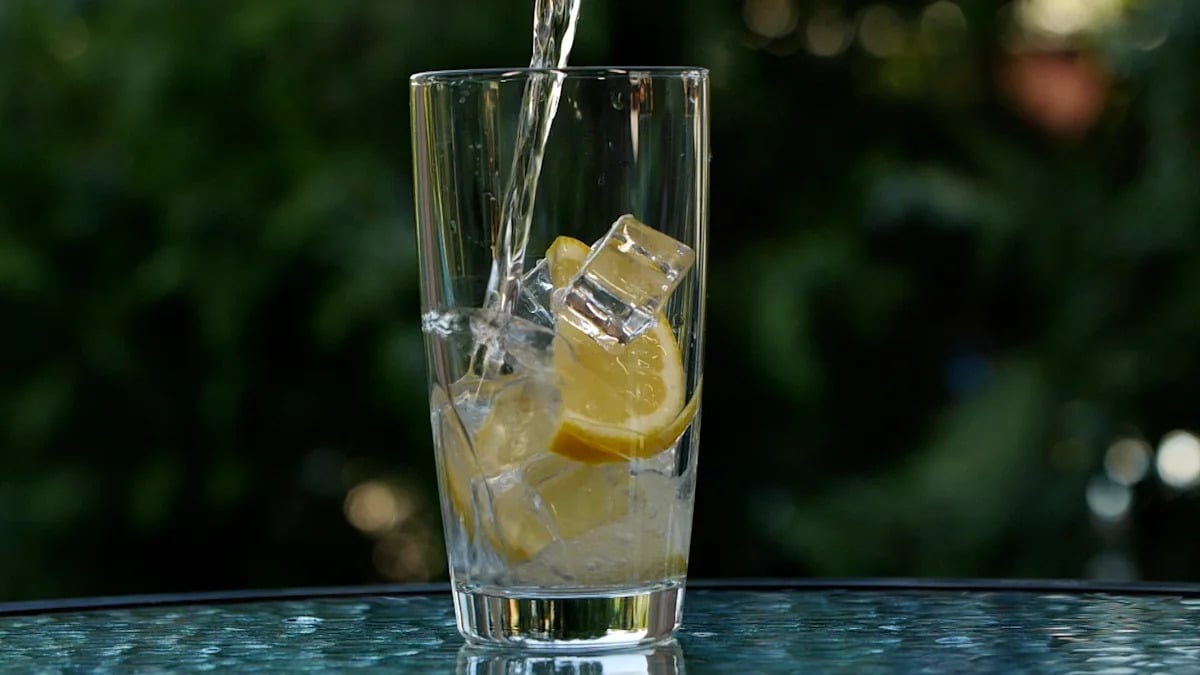 Hollywood's Secret Morning Ritual - Lemon Water