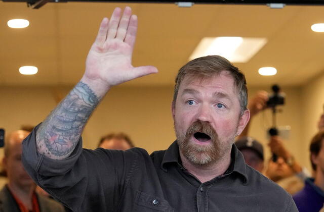 Graham Platner Gains Momentum After Damage Control In Maine Race