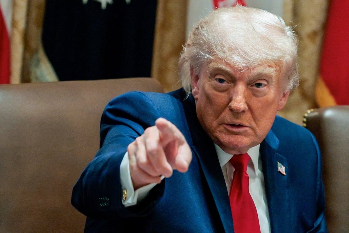 Trump Says He Can Outwait Iran And Shrugs Off Midterm Pressure