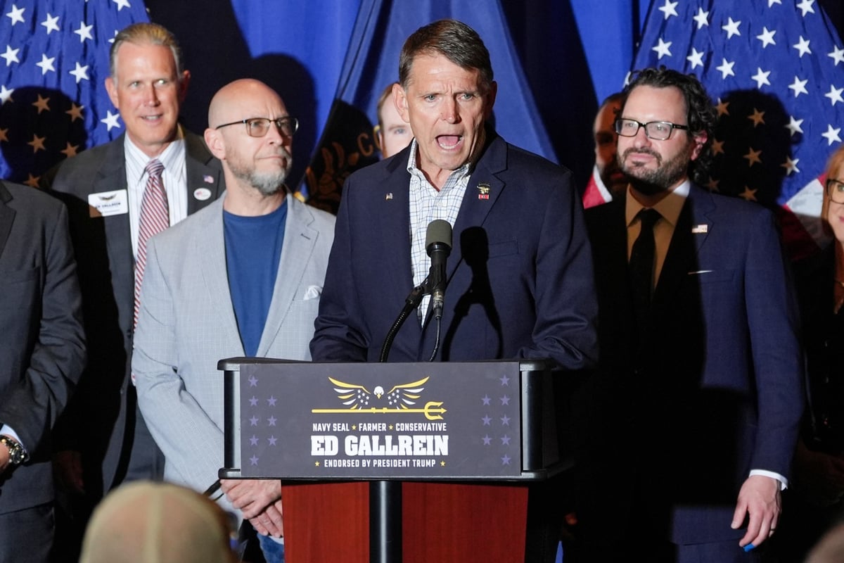 Thomas Massie Ousted In Kentucky As San Diego Victims Identified