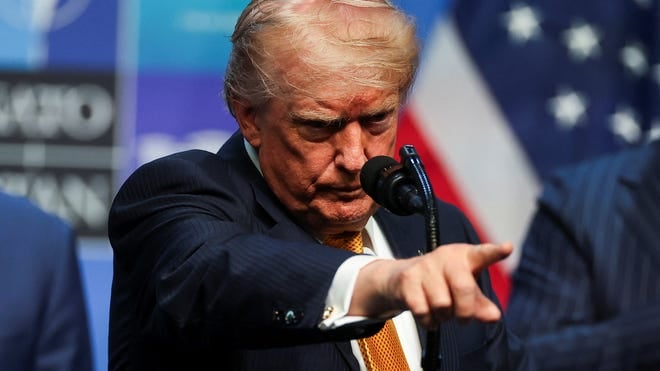 Trump Pushes Supreme Court to Reconsider Birthright Citizenship