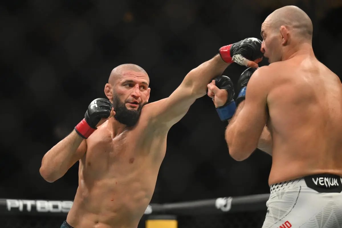 John McCarthy Defends Judges' Call In UFC 328 Main Event
