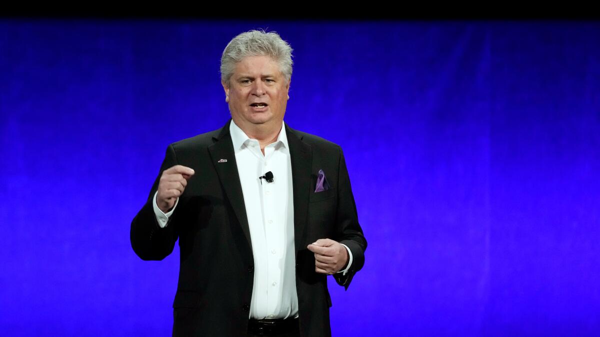 Theater Owners Balk at Hollywood Mega Deal