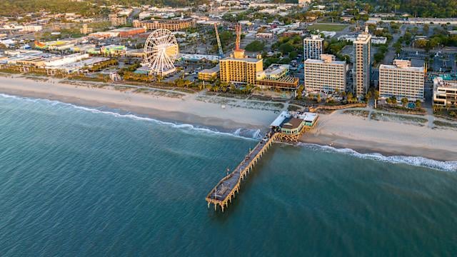 US Beach Halves Prices for Canadian Snowbirds
