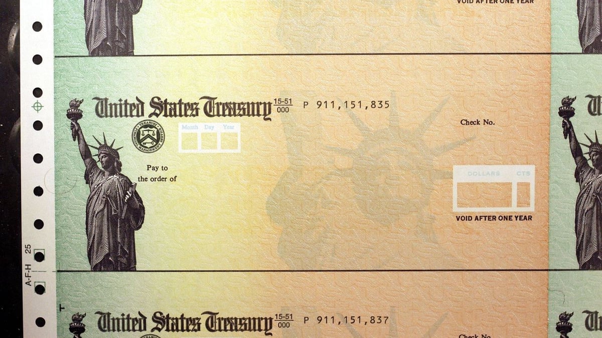 Congress Faces Deadline To Block Social Security Cuts